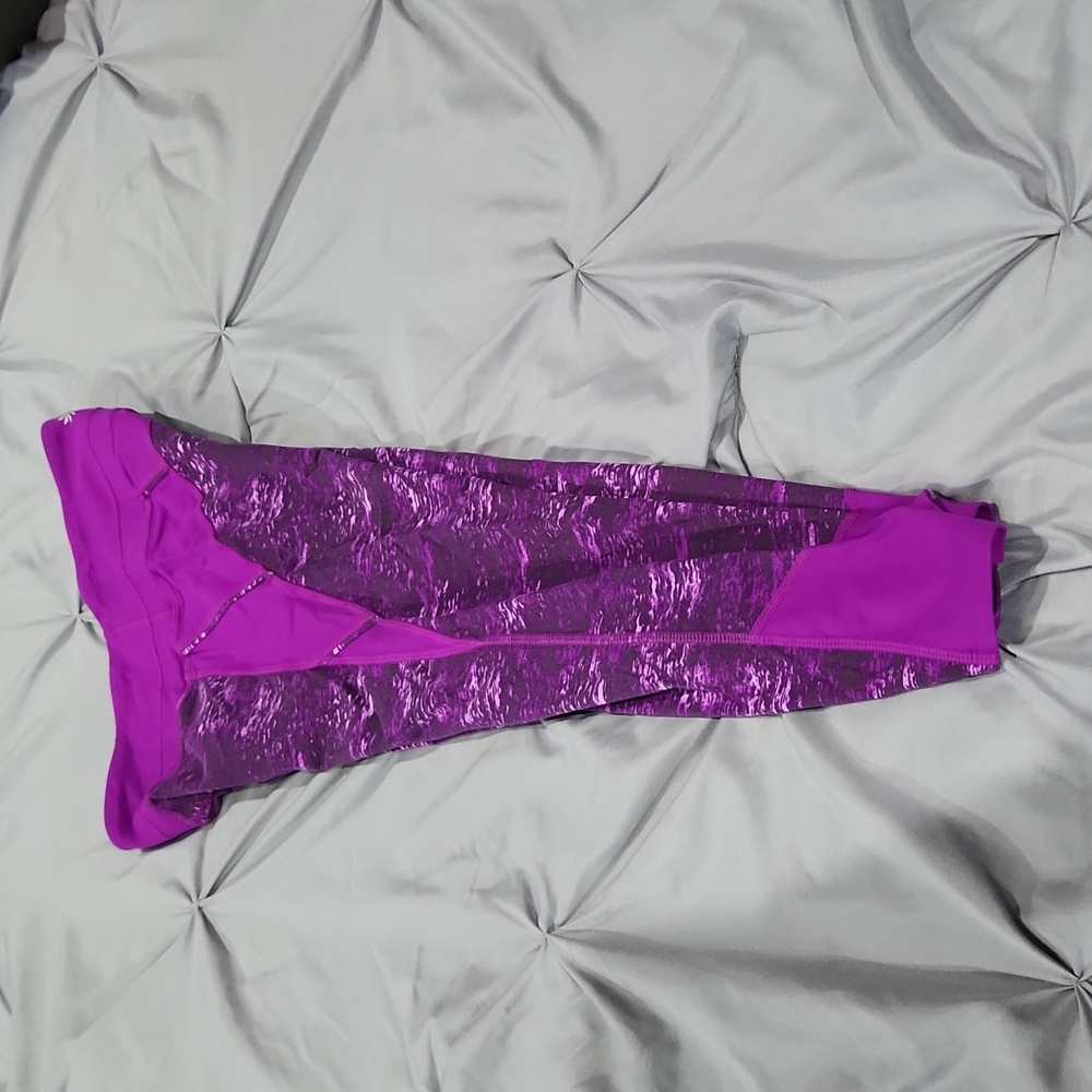 Athleta cropped leggings size small - Picture 3 of 4